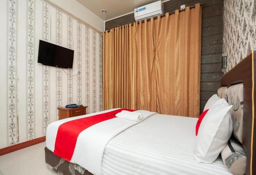 Quarto deluxe, Reddoorz Syariah At Bumi Siliwangi Residence Padang