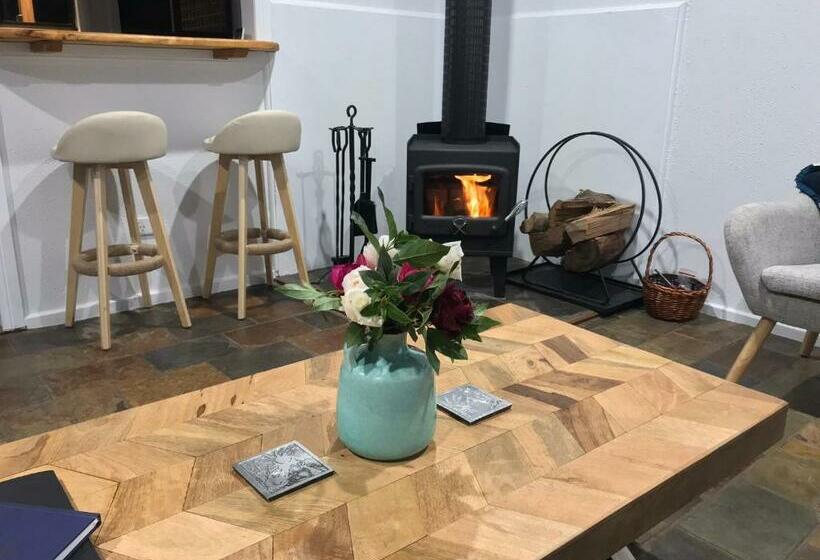침실 1개 아파트, Adagio In Auburn
