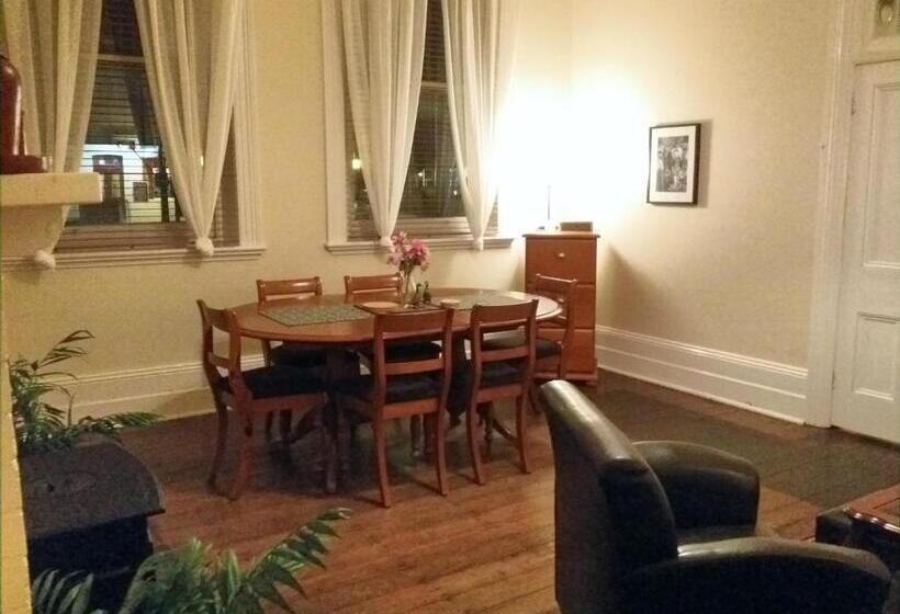 ３ベッドルームハウス, The Bank Guesthouse Glen Innes
