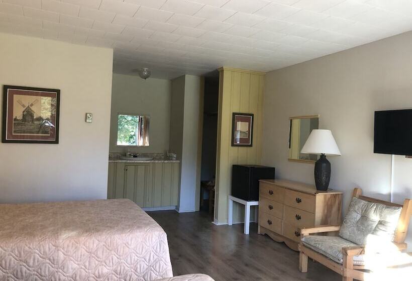 스탠다드 룸 풀장 전망, Auberge La Coudriere Cool