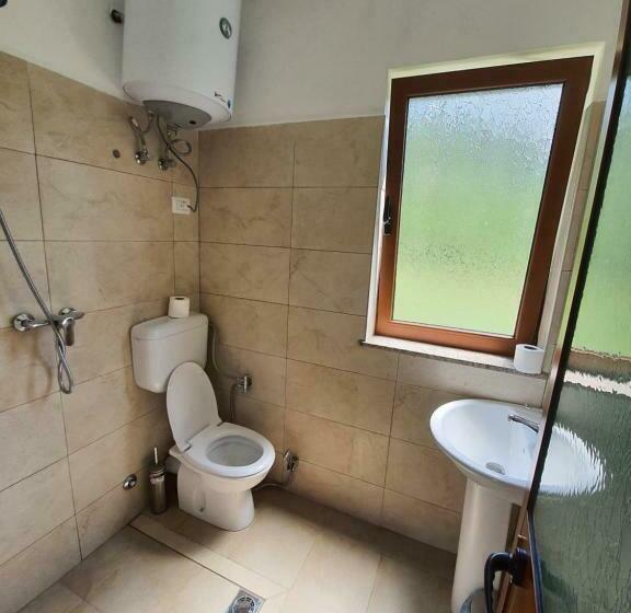Трехместный Номер Классика, Guest House Flodisa