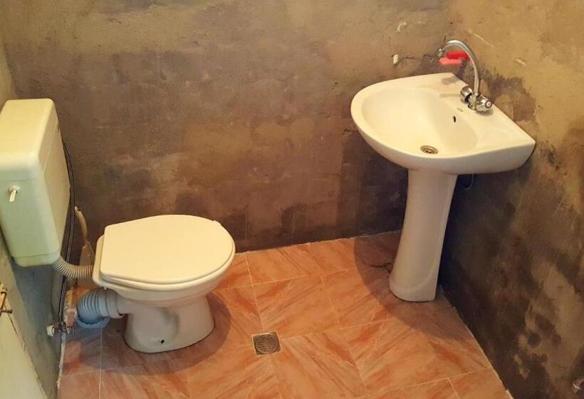 اتاق استاندارد یک نفره, Guest House Salome