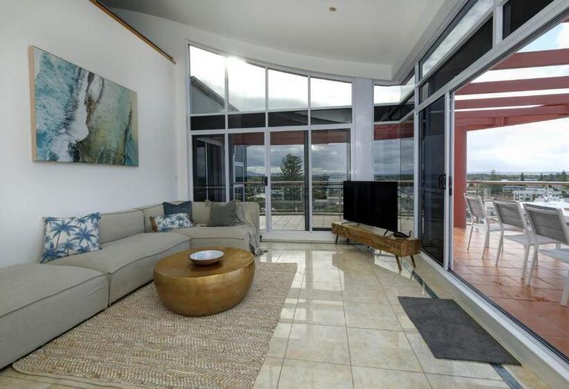 １ベッドルームペントハウスアパート, Sunrise Luxury Apartments