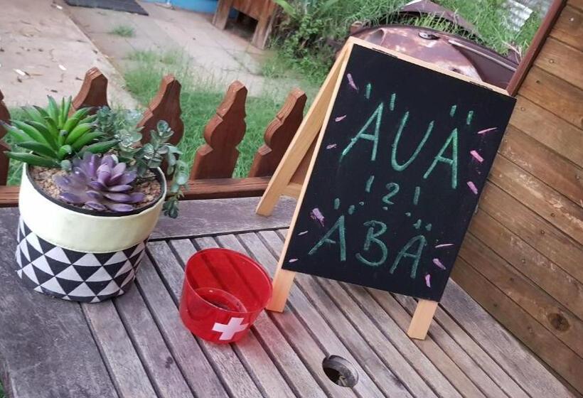 اتاق استاندارد با تراس, Alice's Secret Travellers Inn