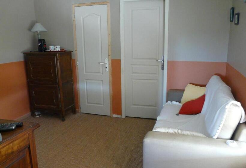Номер Стандарт Вид на Бассейн, B&b L Escale