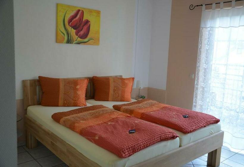 Номер Стандарт, Gästehaus Knaup