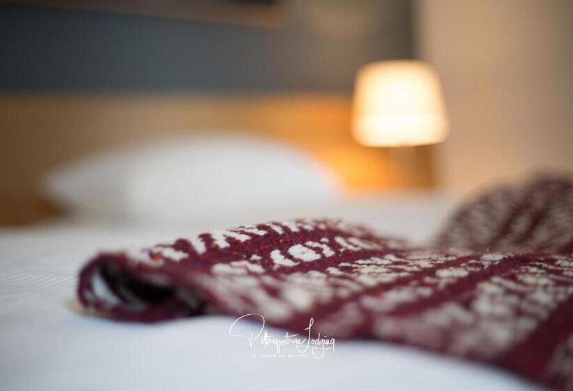 Классический Номер, Piltriquitron Lodging