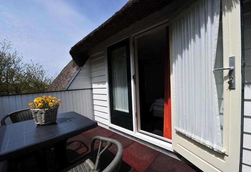 اتاق استاندارد, T Streefkerkse Huis