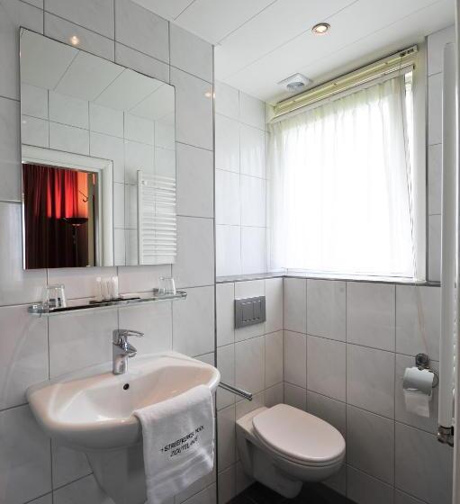 اتاق استاندارد, T Streefkerkse Huis