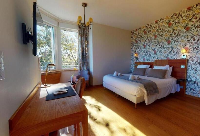 اتاق لوکس با بالکن, Villa Elisa M
