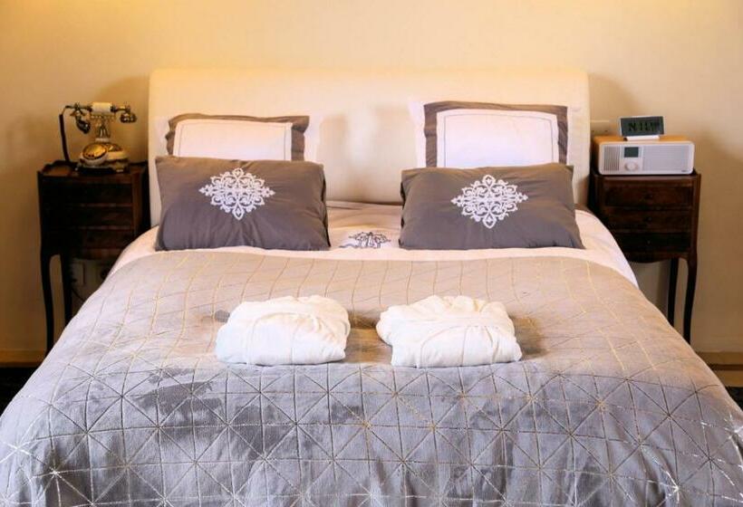 חדר דלוקס, Chateau Du Bu