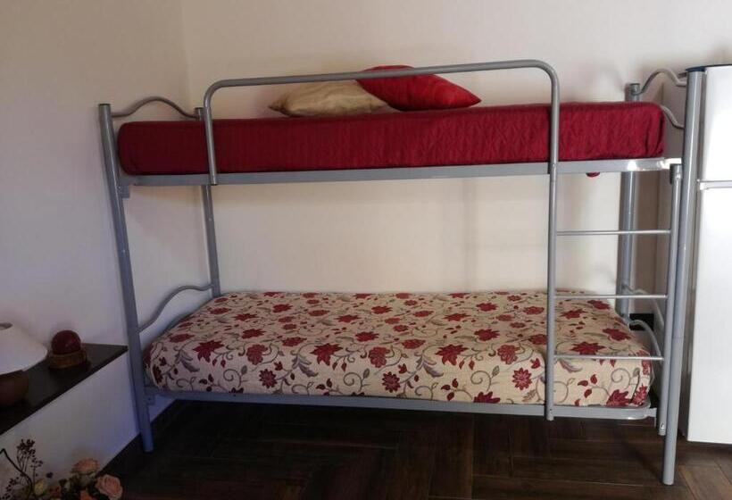 Quarto Quádruplo Deluxe, Molinello Station