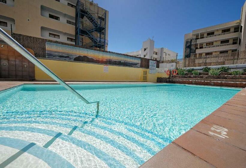 Апартаменты 1 Спальня Вид на Бассейн, Apartamentos Strelitzias