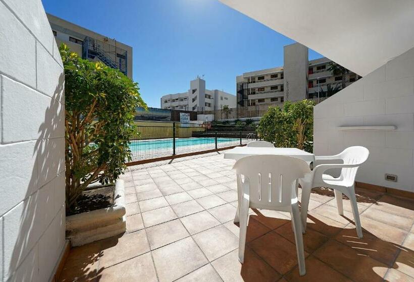Апартаменты 1 Спальня Вид на Бассейн, Apartamentos Strelitzias