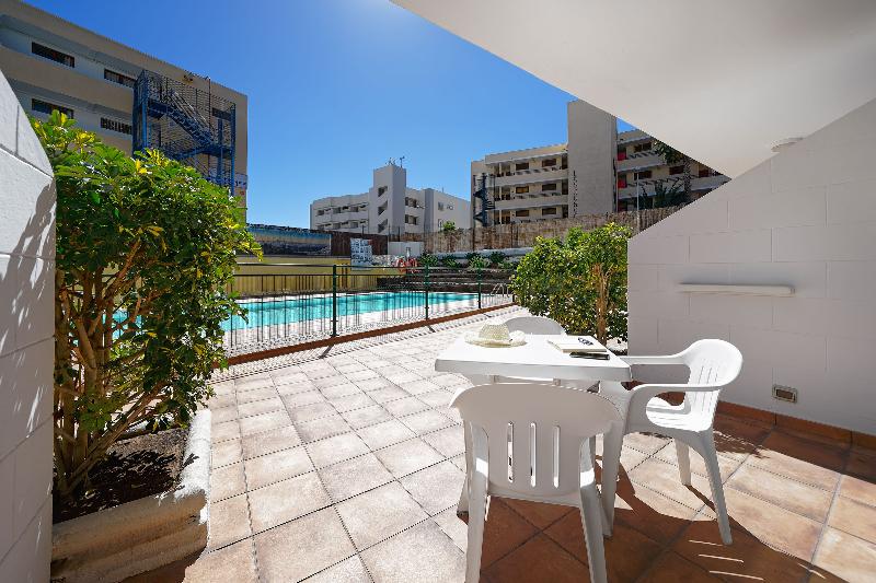 Апартаменты 1 Спальня Вид на Бассейн, Apartamentos Strelitzias