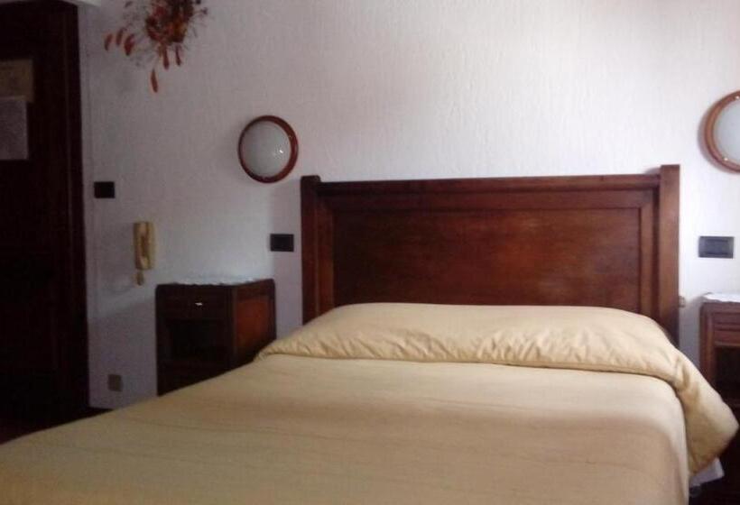 اتاق استاندارد, Albergo Martinet