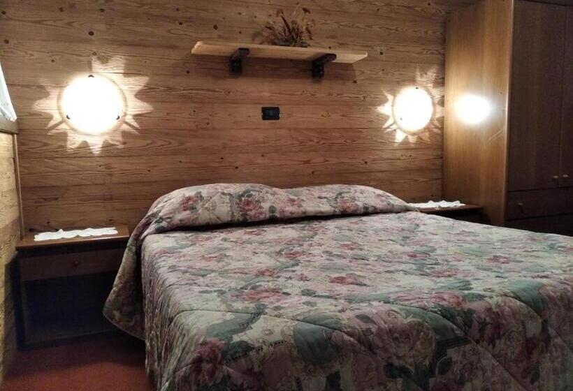 اتاق استاندارد, Albergo Martinet