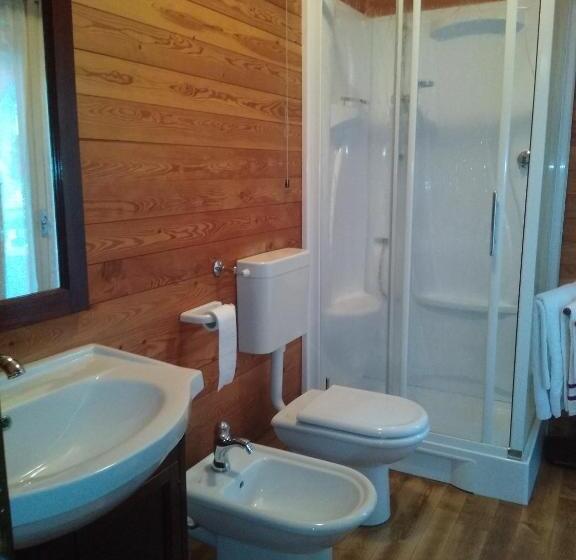 اتاق استاندارد سه نفره, Albergo Martinet