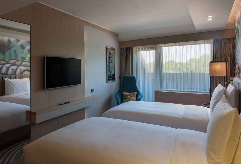 اتاق لوکس با بالکن, Doubletree By Hilton Hotel Istanbul   Sirkeci