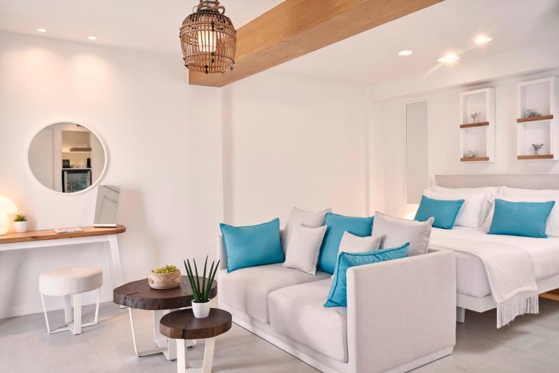 اتاق استاندارد, Nikki Beach Resort & Spa Santorini