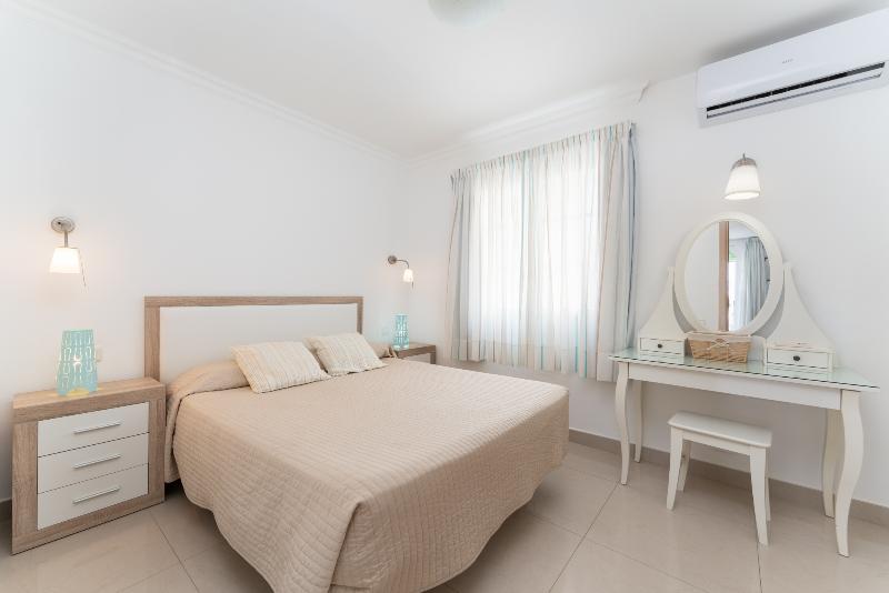 آپارتمان 1 خوابه با چشم‌انداز دریا, Billy's Puerto de Mogán Apartments by Livvo