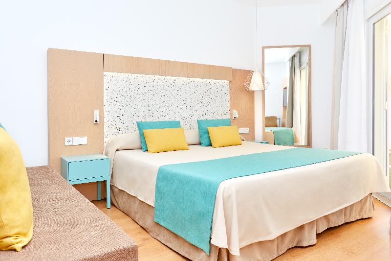 프리미엄 스튜디오, Universal Aparthotel Elisa