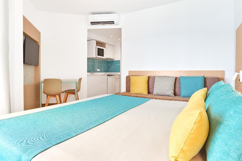 프리미엄 스튜디오, Universal Aparthotel Elisa