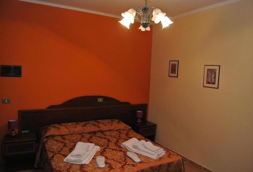 اتاق استاندارد, Locanda Degli Illustri