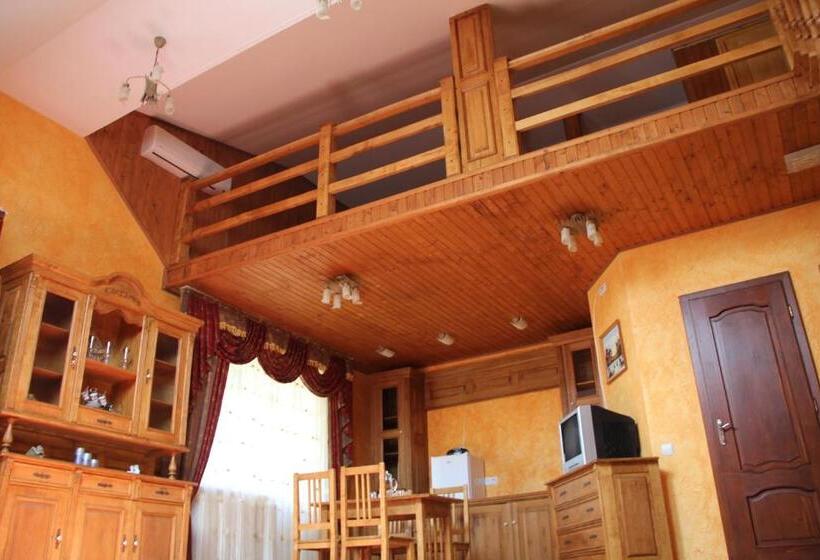 Suite Duplex, готель мараморош