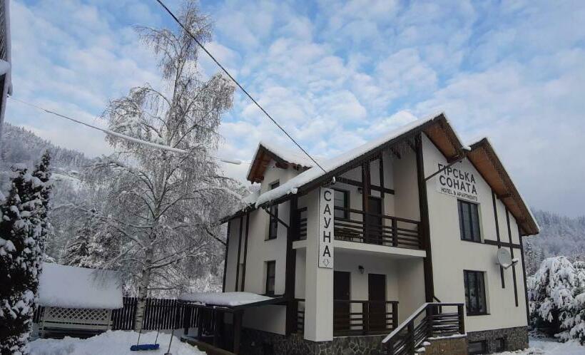استودیو خانوادگی, Girska Sonata Hotel & Apartments