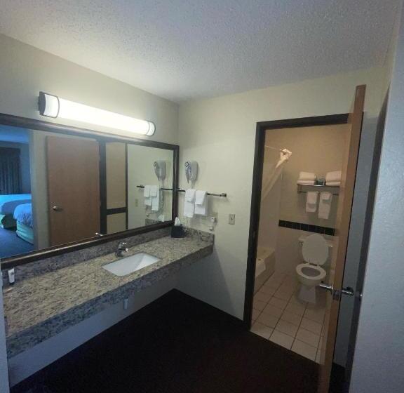 스위트, Cobblestone Hotel & Suites   Wisconsin Rapids
