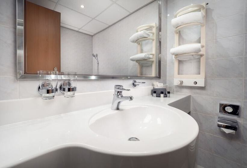 Номер Стандарт, Cosmopolitan Bobycentrum   Czech Leading Hotels