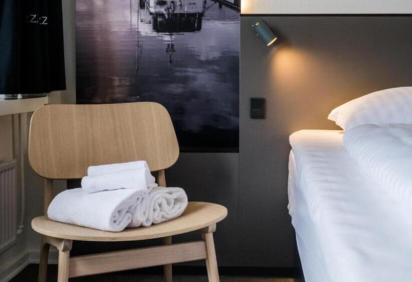 اتاق استاندارد سه نفره, Four Points Flex by Sheraton Ishoj