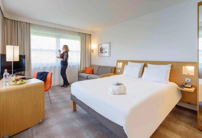 Номер Executive, Novotel Aachen City