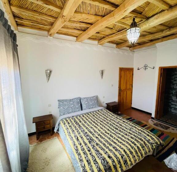 Трехместный Номер Стандарт Вид на Сад, Hiking Nomads Guesthouse