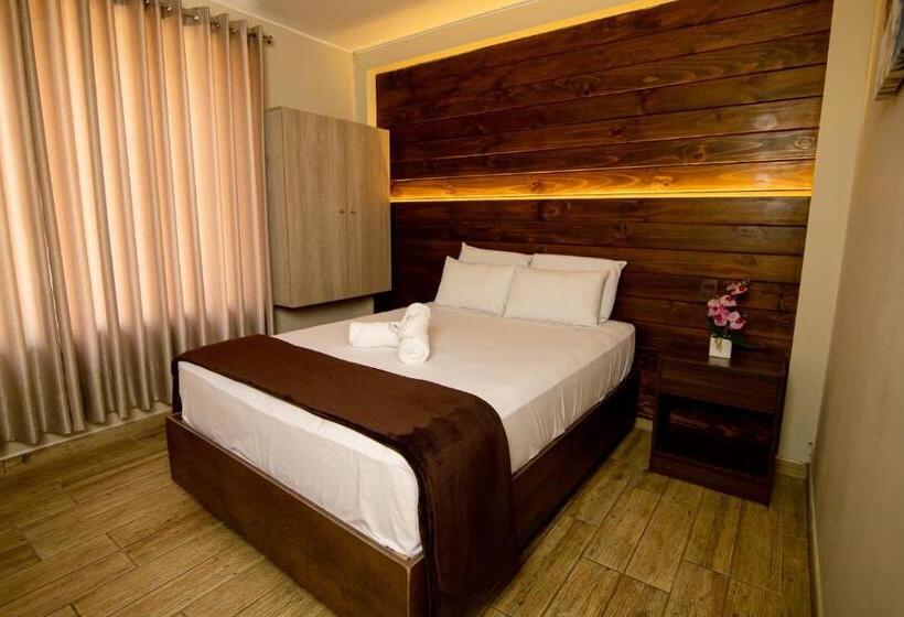 3 Bedroom Suite, Campo & Leña