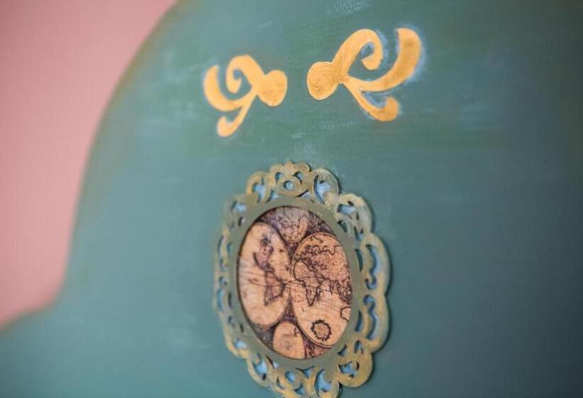 اتاق لوکس با بالکن, Luisenthal Conac
