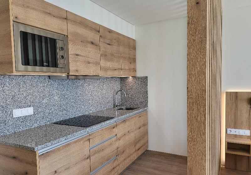 Номер Superior, Nava Hotel Tawangmangu