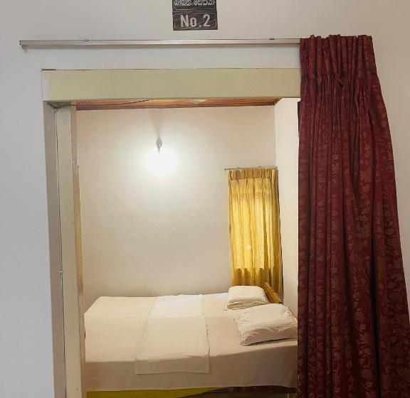 经济房, Mangala Lodge