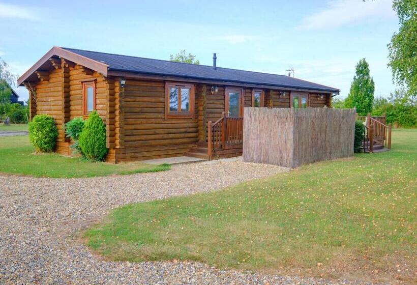 Дом 2 Спальни, Laxfield Lodges