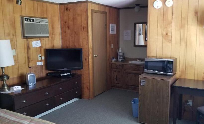 Стандартный Номер Кровать Кинг, The Whispering Elms Motel