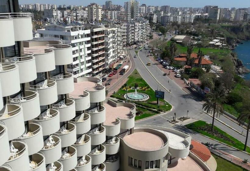 اتاق استاندارد یک نفره, Cender