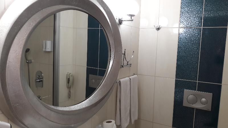 اتاق استاندارد, Cender