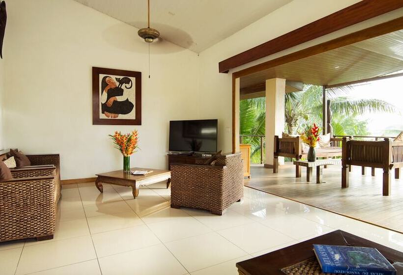 , Fatumaru Lodge
