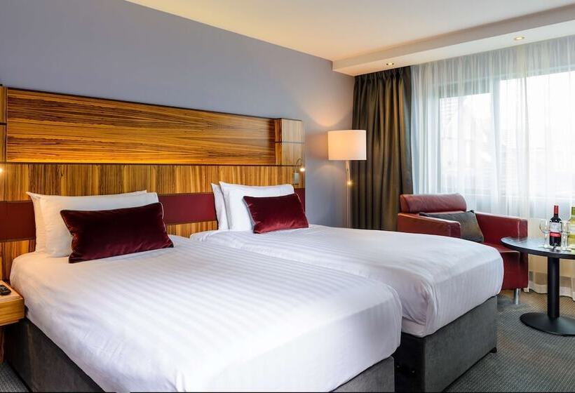 اتاق استاندارد, Radisson Blu Hotel, Athlone