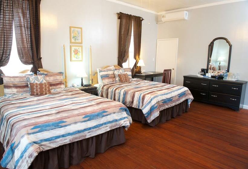 Номер Deluxe, The Great House Inn