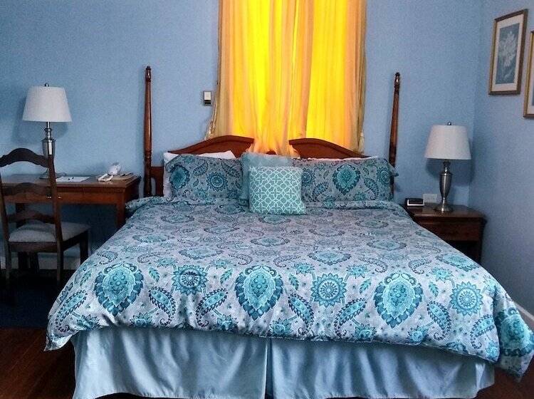 Номер Deluxe, The Great House Inn