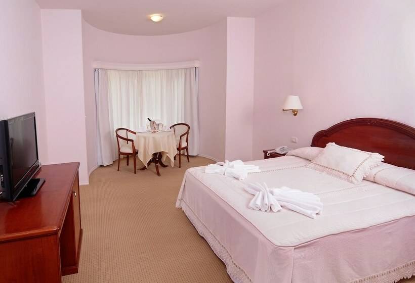 سوئیت سینیور, Parque Hotel Jean Clevers