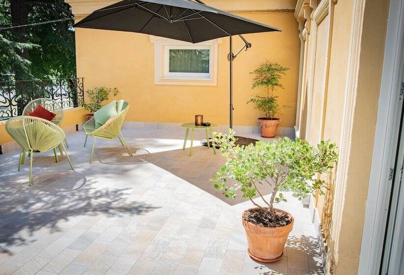 اتاق لوکس, Capriccio Art