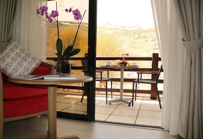 اتاق پرمیوم, Intercontinental Mzaar Lebanon Mountain Resort & Spa, An Ihg